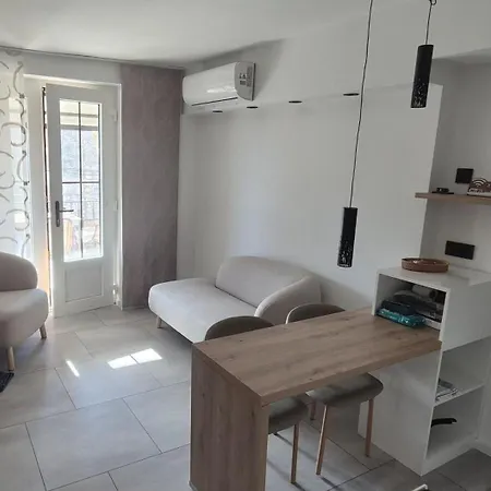 New * Njivice